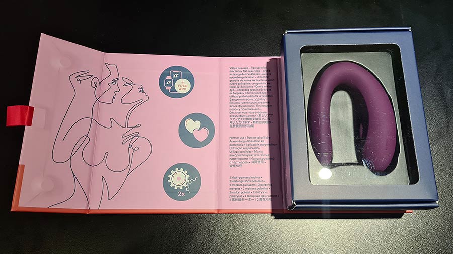 Geöffnete Verpackung des Satisfyer Double Joy